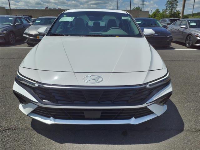 new 2024 Hyundai Elantra car, priced at $27,475