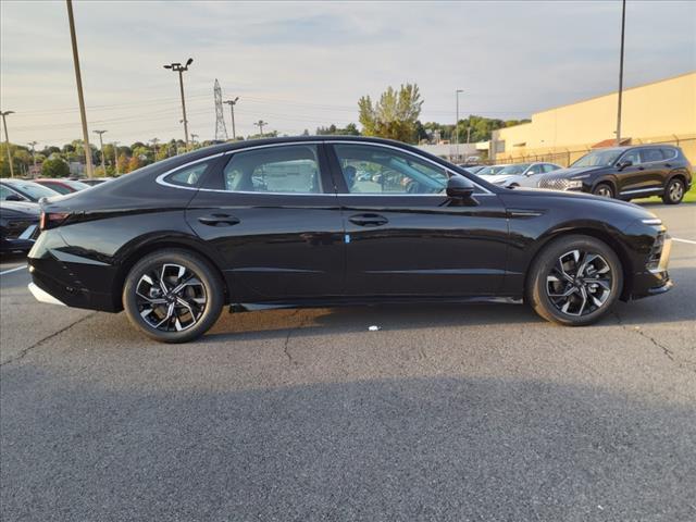 new 2025 Hyundai Sonata car, priced at $30,920