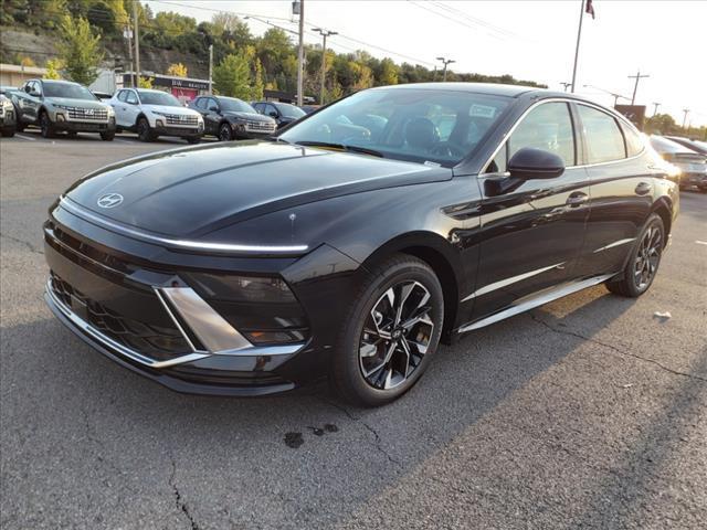 new 2025 Hyundai Sonata car, priced at $30,920