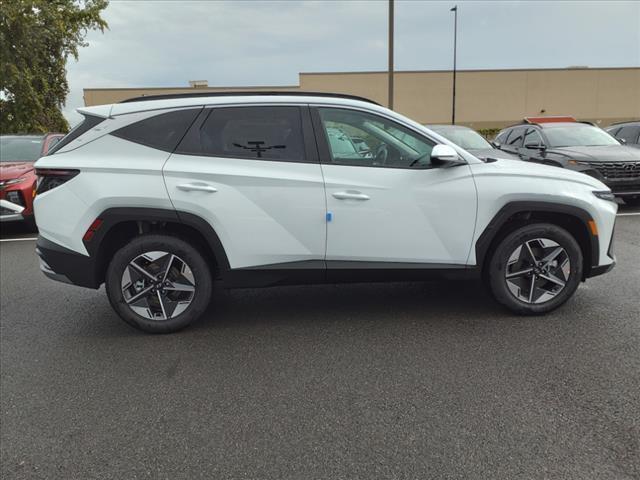 new 2025 Hyundai Tucson Hybrid car, priced at $38,600