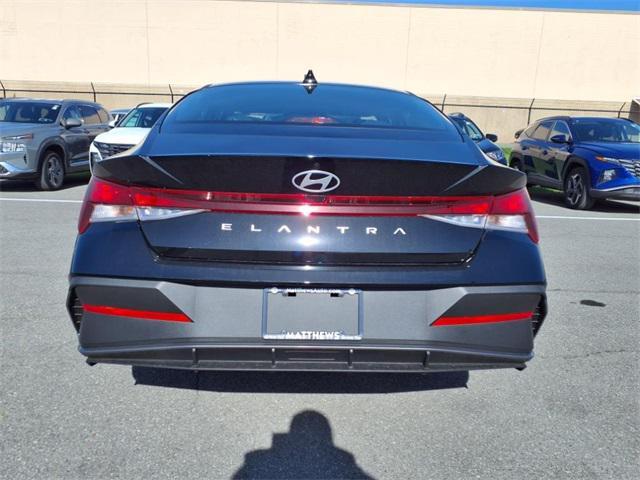 new 2025 Hyundai Elantra car, priced at $23,551