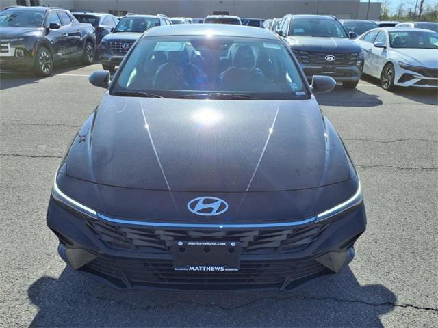 new 2025 Hyundai Elantra car, priced at $23,551