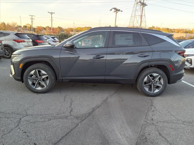 new 2025 Hyundai Tucson car, priced at $33,890