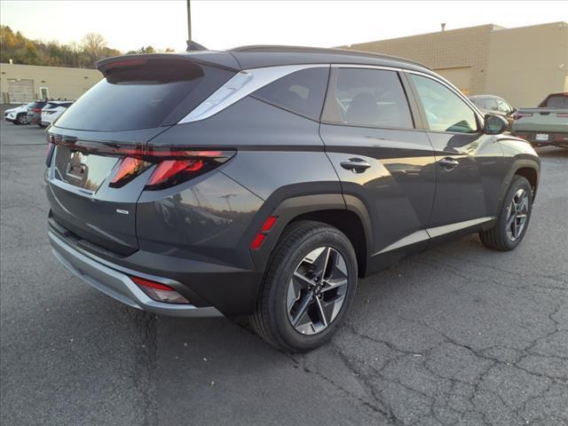 new 2025 Hyundai Tucson car, priced at $33,890