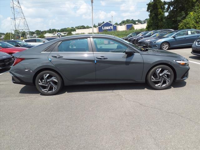 new 2024 Hyundai Elantra car, priced at $28,810