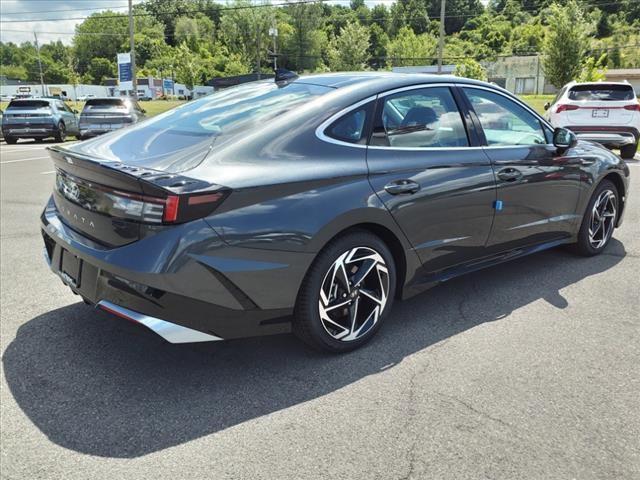 new 2024 Hyundai Sonata car, priced at $32,265