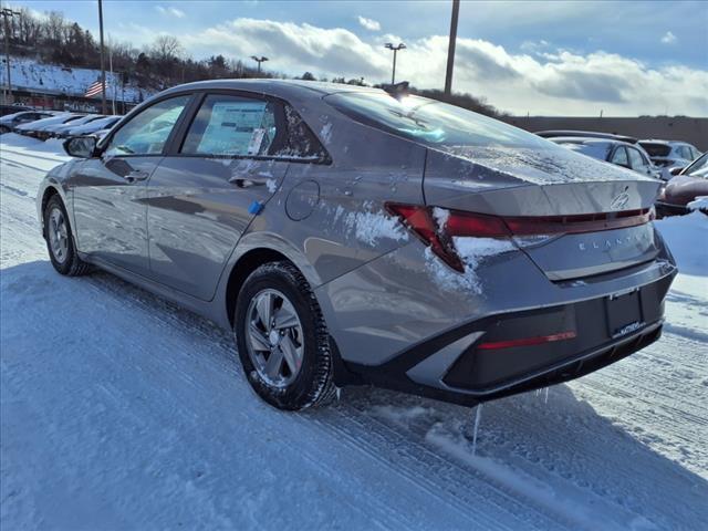 new 2025 Hyundai Elantra car, priced at $20,401