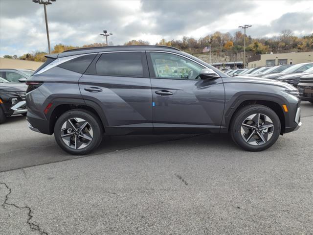 new 2025 Hyundai Tucson Hybrid car, priced at $38,404