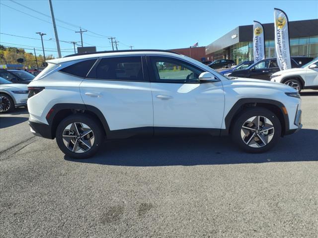 new 2025 Hyundai Tucson Hybrid car, priced at $38,465