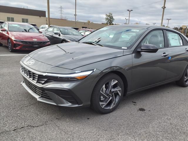 new 2025 Hyundai Elantra car, priced at $24,665