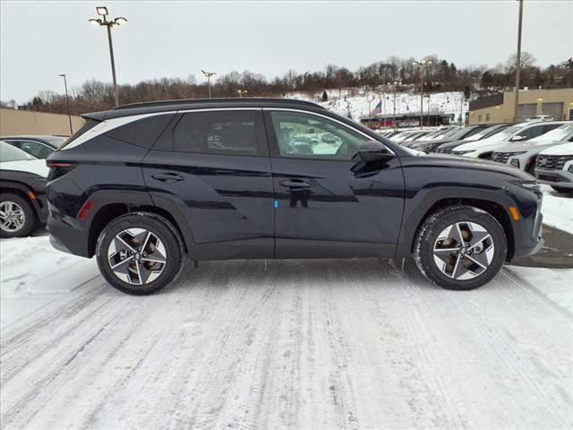 new 2025 Hyundai TUCSON Hybrid car, priced at $34,813