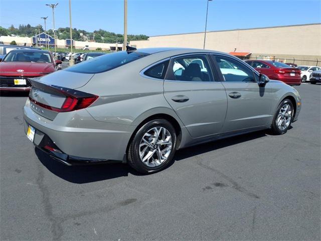 used 2022 Hyundai Sonata car, priced at $24,995