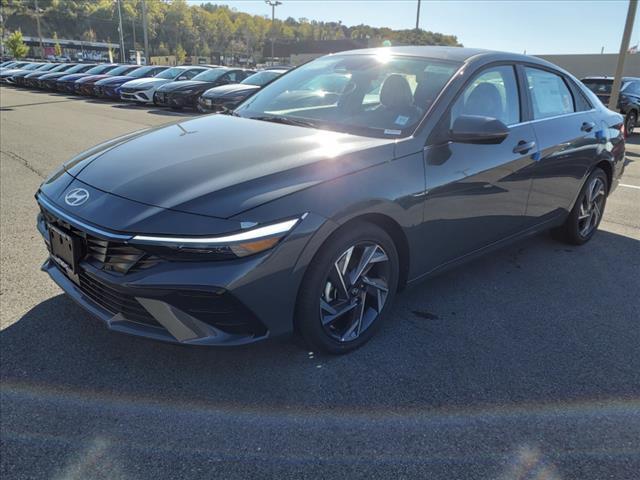 new 2025 Hyundai Elantra car, priced at $31,075