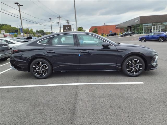 new 2024 Hyundai Sonata car, priced at $29,210