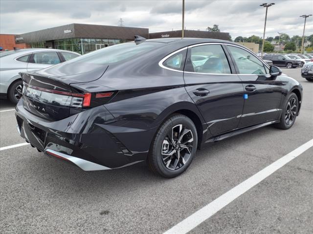 new 2024 Hyundai Sonata car, priced at $29,210