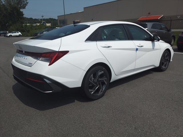 new 2024 Hyundai Elantra car, priced at $29,280