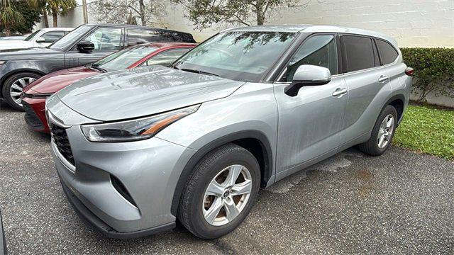 used 2021 Toyota Highlander car, priced at $23,148