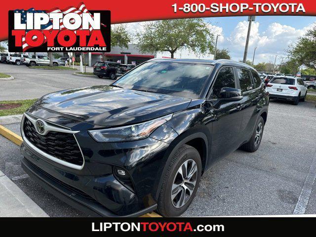 used 2024 Toyota Highlander car, priced at $37,989