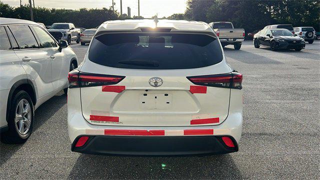 used 2021 Toyota Highlander car, priced at $26,585