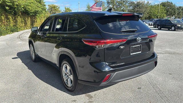 used 2022 Toyota Highlander car, priced at $25,829