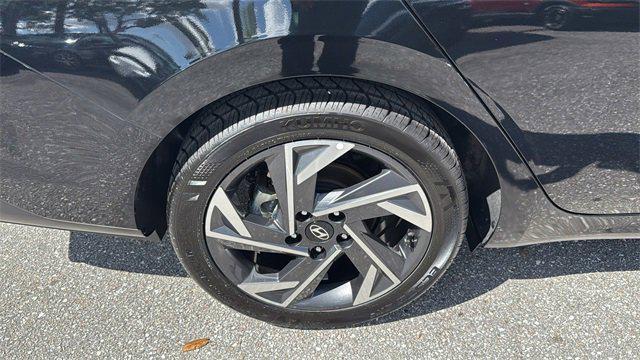 used 2024 Hyundai Elantra car, priced at $18,995