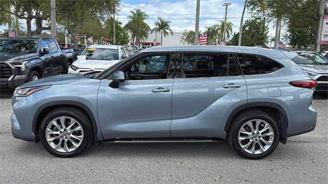 used 2023 Toyota Highlander car, priced at $38,993