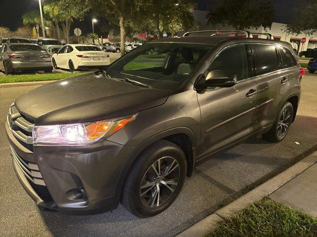 used 2019 Toyota Highlander car, priced at $19,589