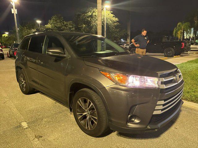 used 2019 Toyota Highlander car, priced at $19,589