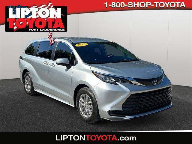 used 2023 Toyota Sienna car, priced at $37,489