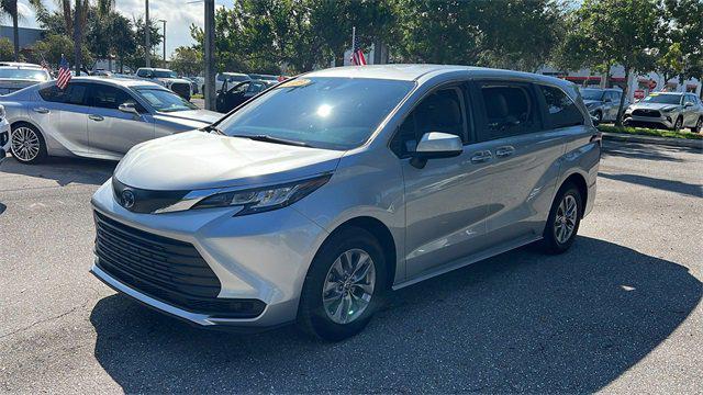 used 2023 Toyota Sienna car, priced at $37,489