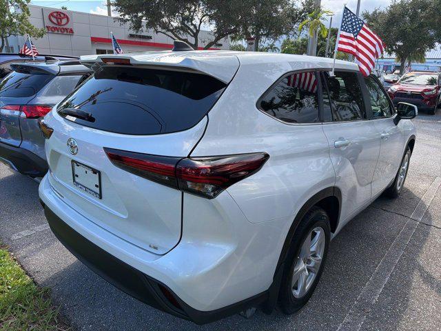 used 2024 Toyota Highlander car, priced at $35,091