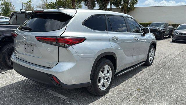used 2023 Toyota Highlander car, priced at $32,700