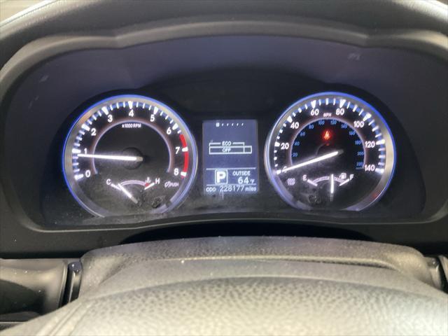 used 2014 Toyota Highlander car, priced at $11,950
