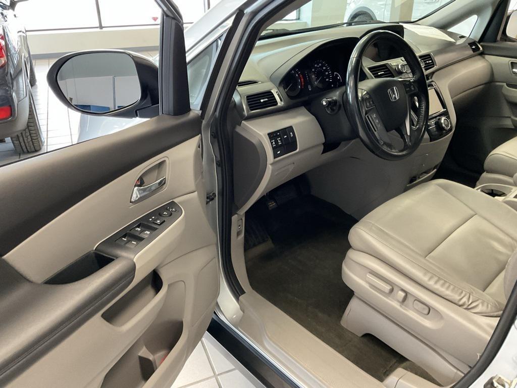 used 2016 Honda Odyssey car, priced at $10,995
