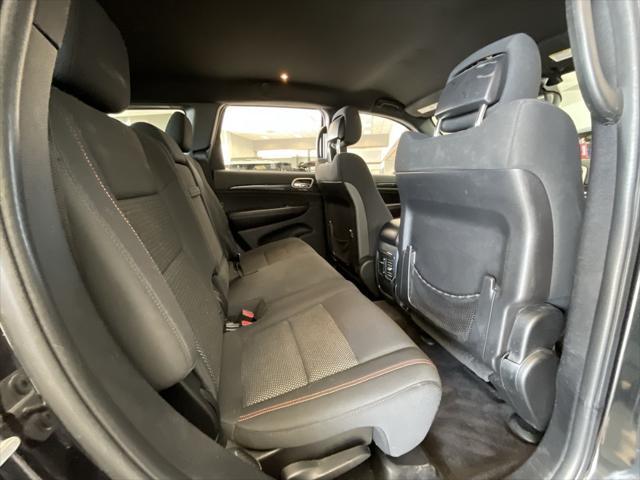 used 2016 Jeep Grand Cherokee car, priced at $14,950