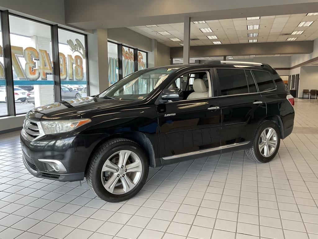 used 2012 Toyota Highlander car, priced at $8,950