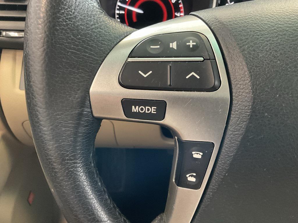 used 2012 Toyota Highlander car, priced at $8,950