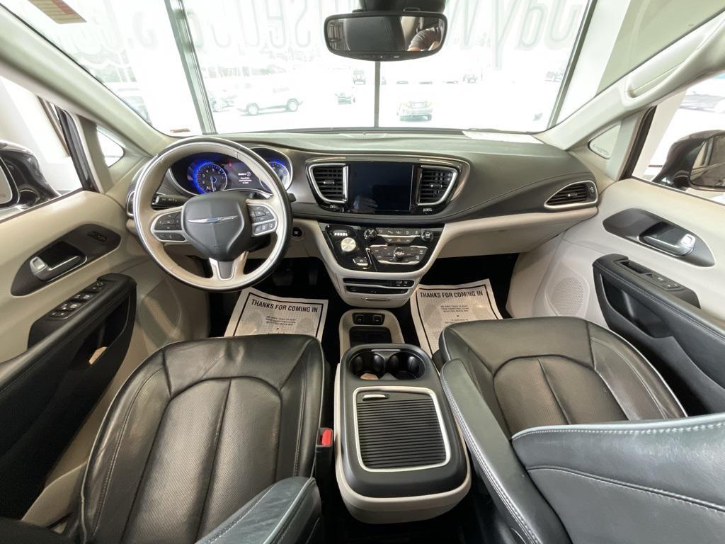 used 2017 Chrysler Pacifica car, priced at $15,950