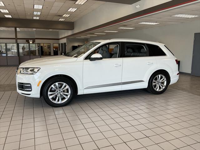 used 2017 Audi Q7 car, priced at $14,475