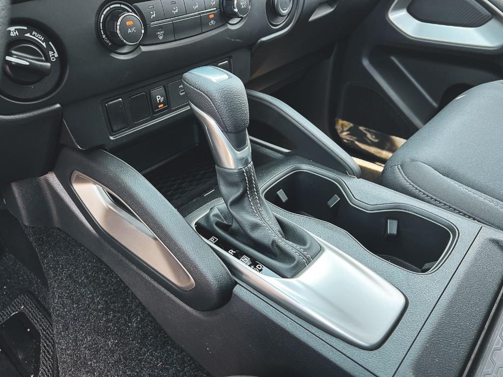 new 2025 Nissan Frontier car, priced at $38,452