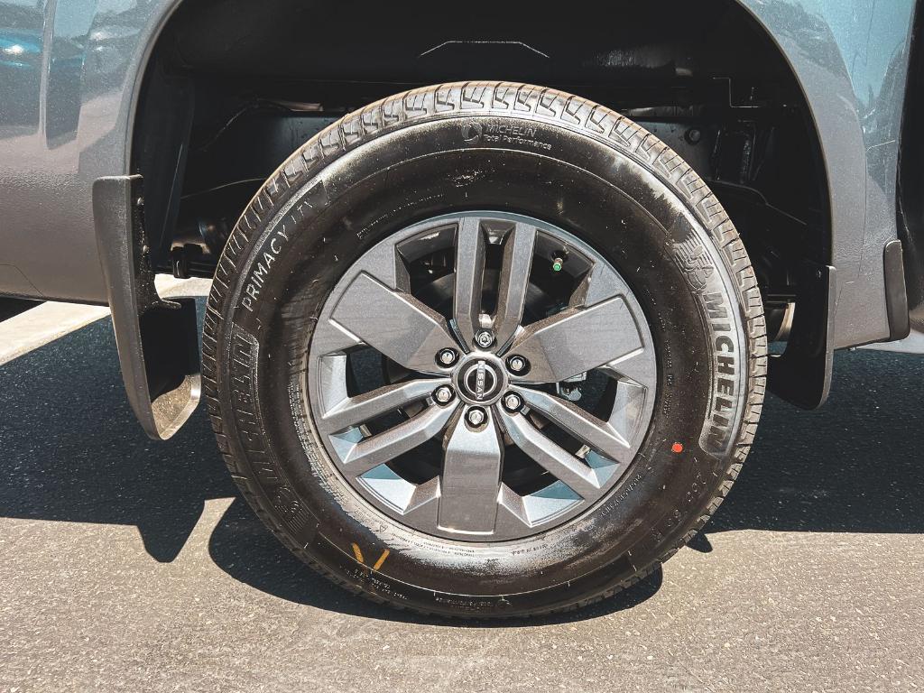 new 2025 Nissan Frontier car, priced at $38,452