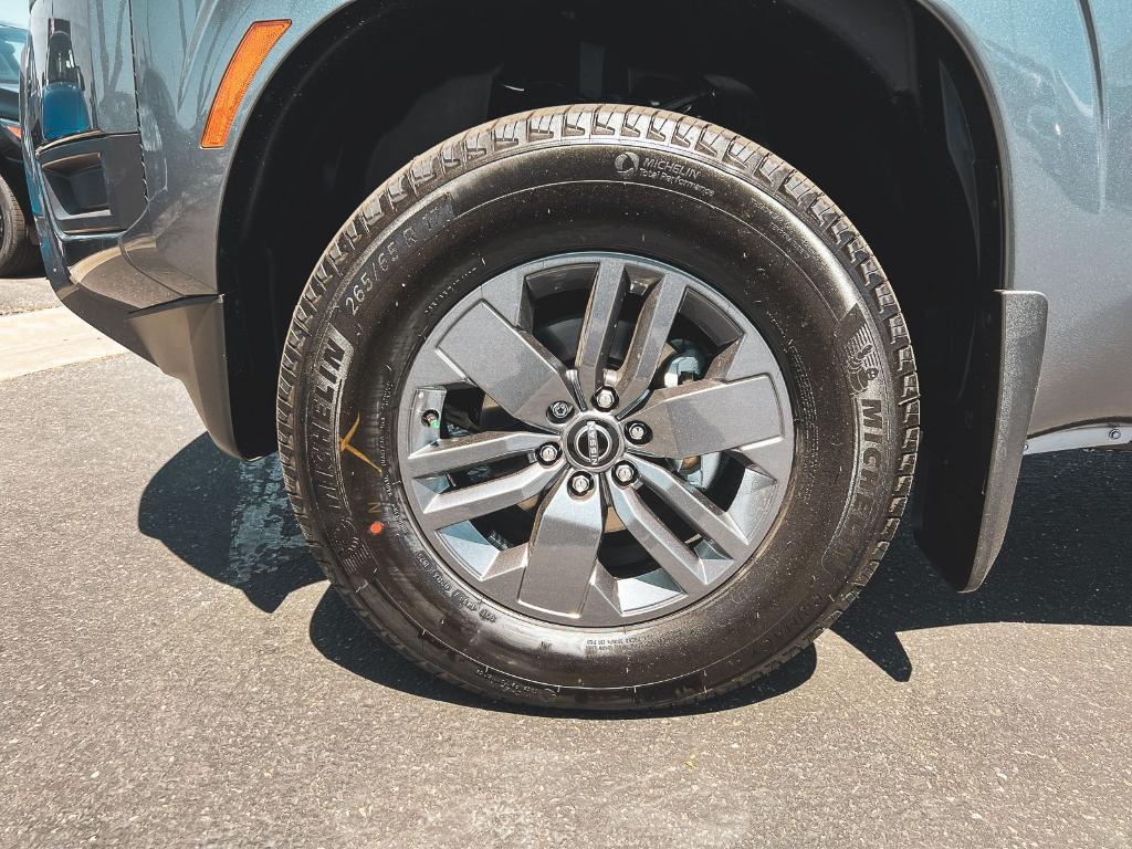 new 2025 Nissan Frontier car, priced at $38,452