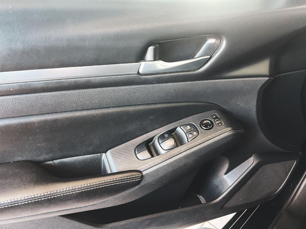 used 2022 Nissan Altima car, priced at $17,932