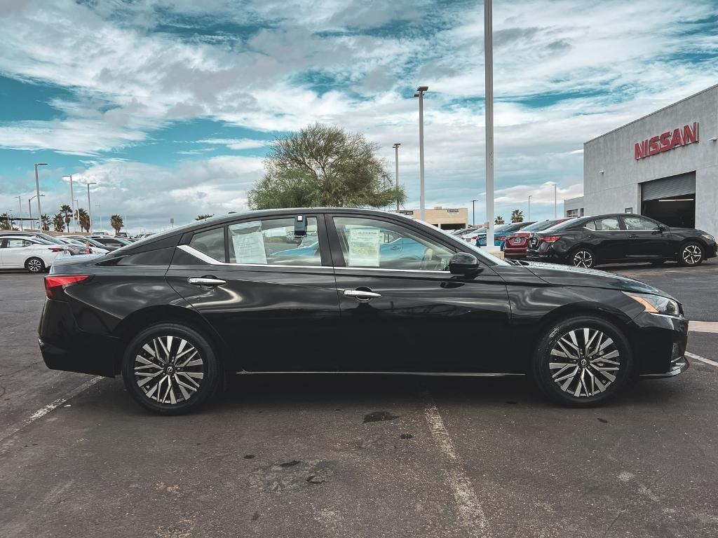 used 2023 Nissan Altima car, priced at $17,938