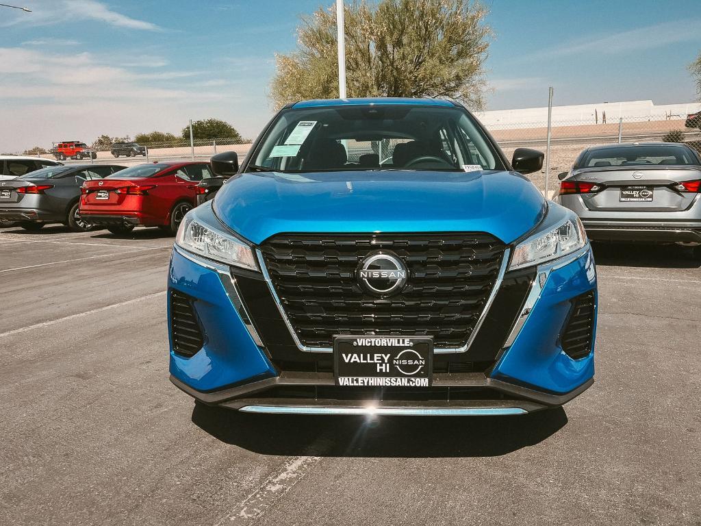 new 2025 Nissan Kicks Play car, priced at $21,404