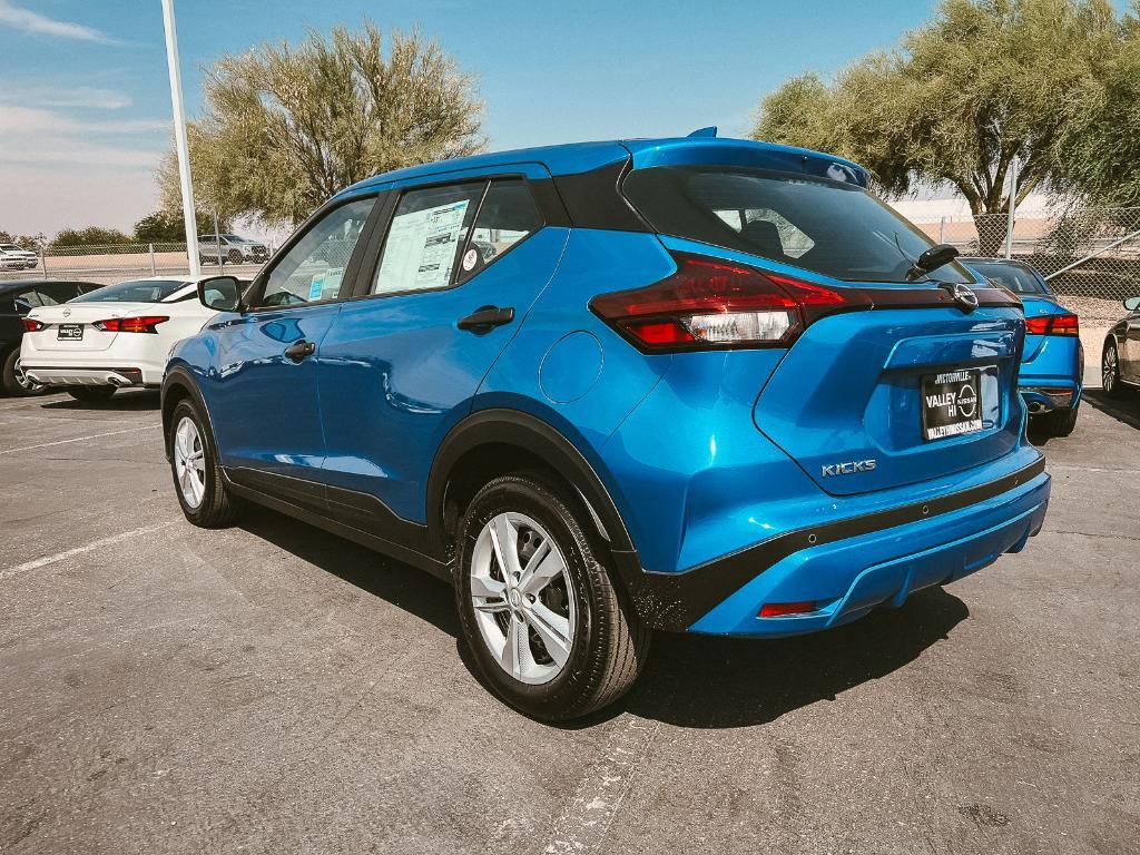 new 2025 Nissan Kicks Play car, priced at $21,404