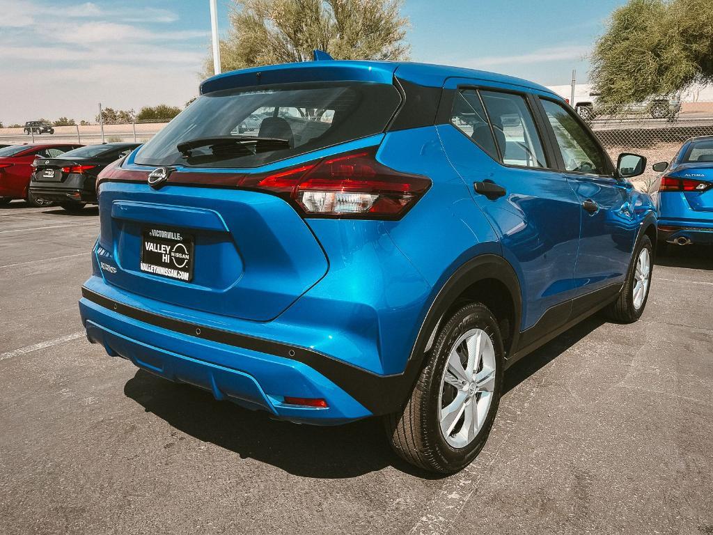 new 2025 Nissan Kicks Play car, priced at $21,404