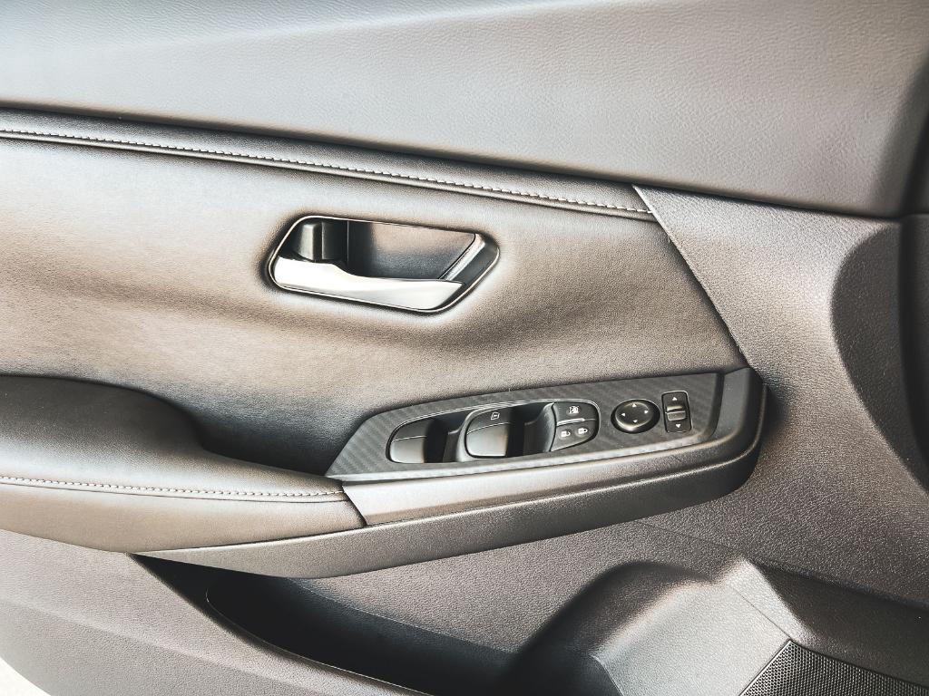 new 2025 Nissan Sentra car, priced at $22,954