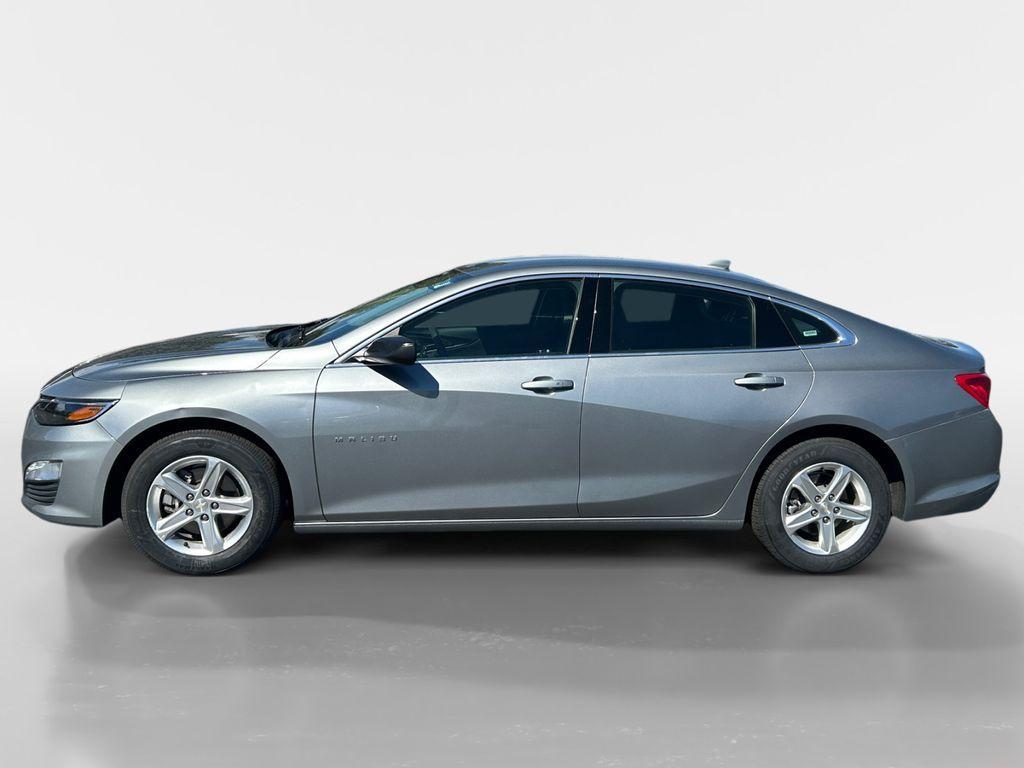 used 2024 Chevrolet Malibu car, priced at $22,990