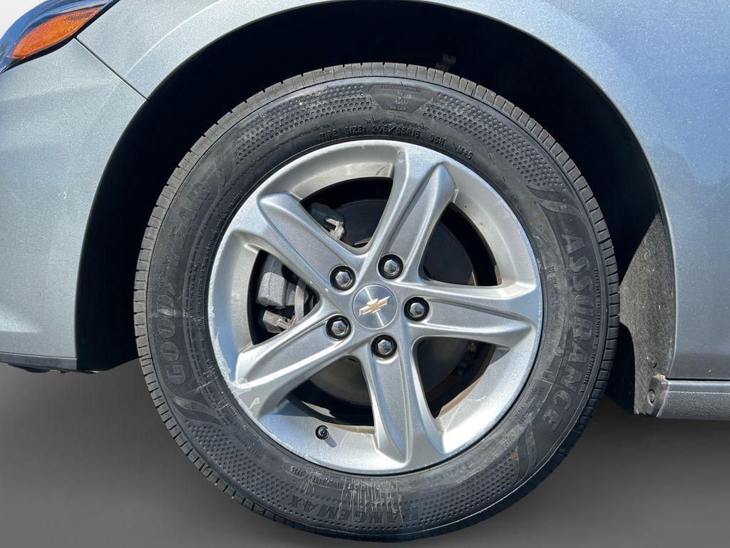 used 2024 Chevrolet Malibu car, priced at $22,990